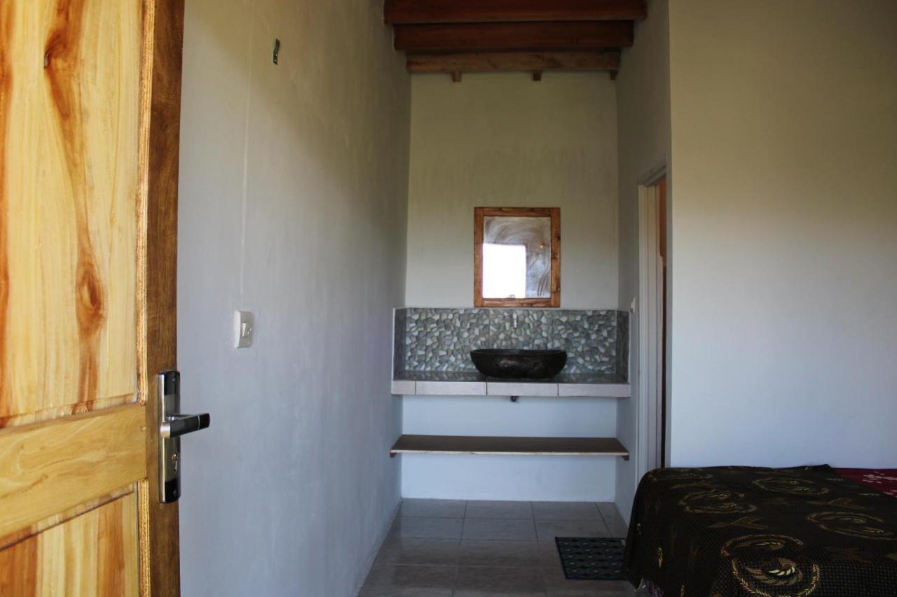 Feby'S Homestay Ekas Exterior foto